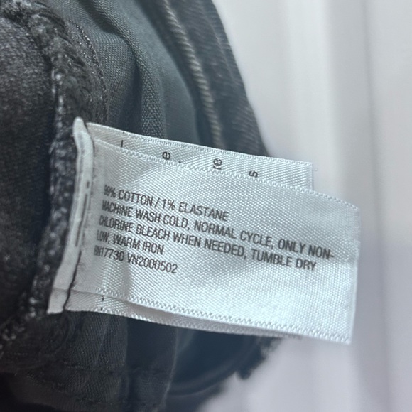 NWT Universal Threads Denim Plus Size Size Shorts - Picture 6 of 9